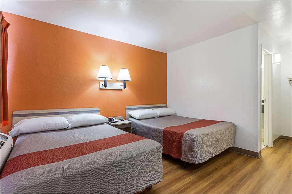 Motel 6 Ontario, Or Room photo